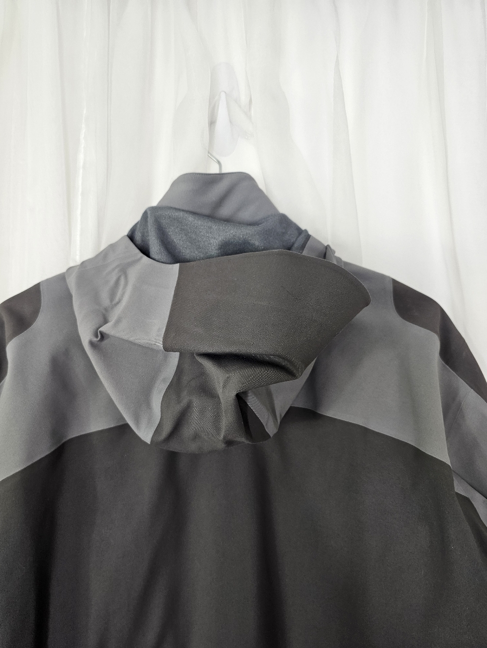 Vintage Arcteryx Stingray GoreTex Recco Jacket Gray Gunmetal Saltilo Men's Large - Picture 10 of 14